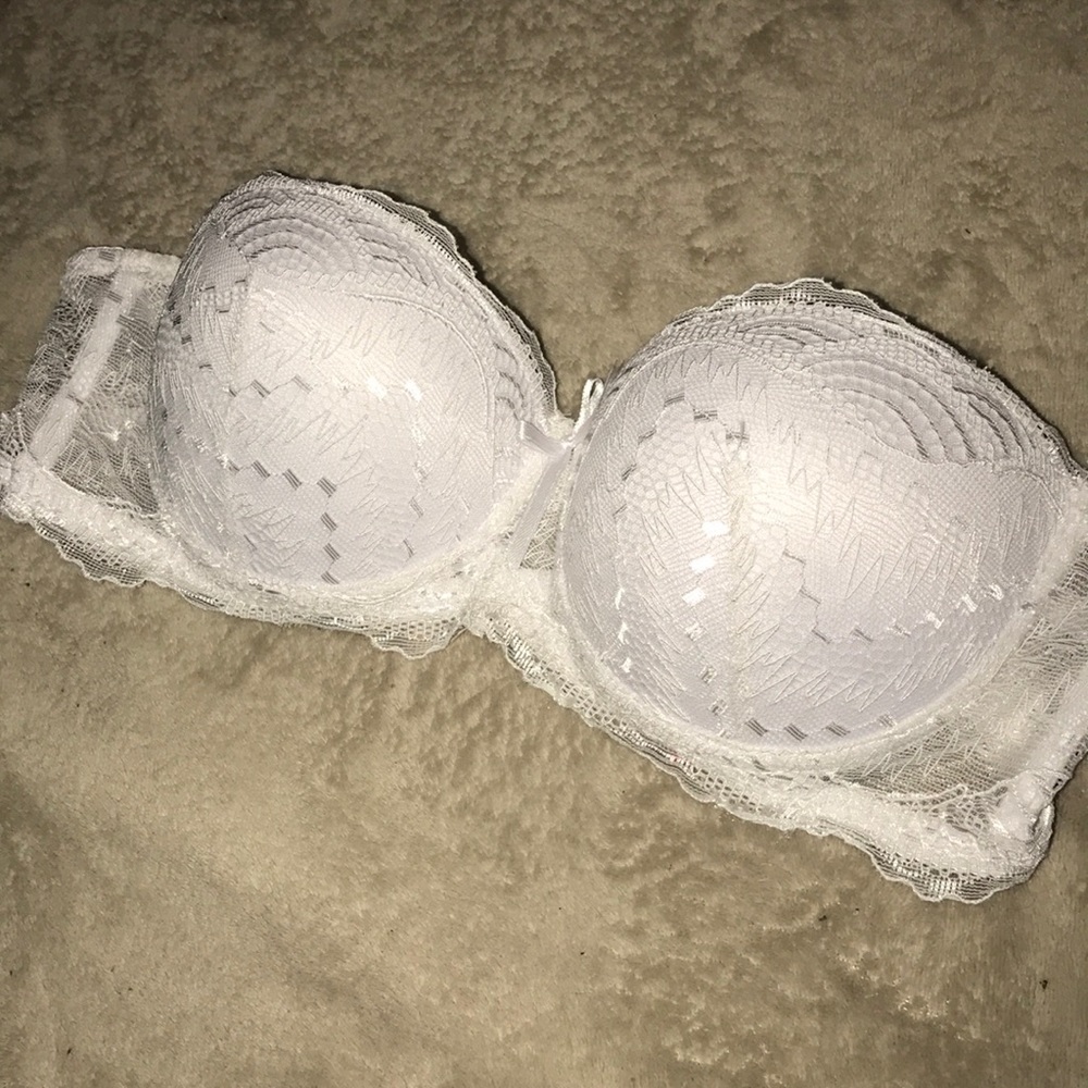 White lace bra